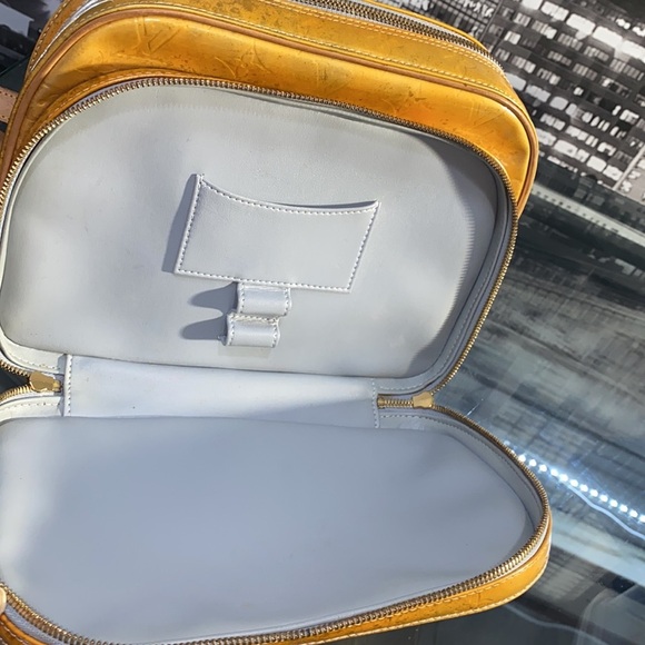 Authentic Louis Vuitton Vernis Backpack - Picture 4 of 17